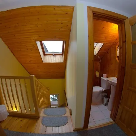 Holiday home Dom Bluszcz *